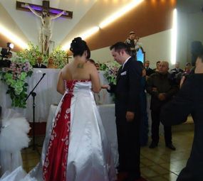 Ione Noivas Aluguel de Vestidos photo 2