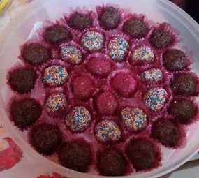 Doce Encanto - Brigadeiros Gourmet