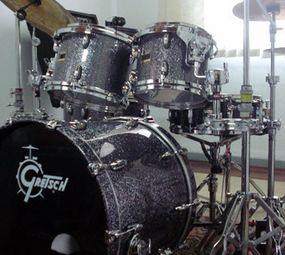 Drum Time - Escola de Bateria e Percussão photo 2