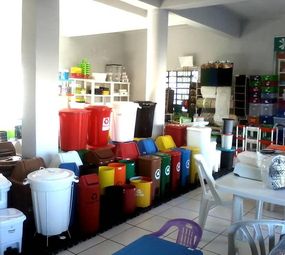 PW Plásticos photo 1