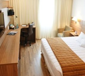 Hotel Everest photo 1