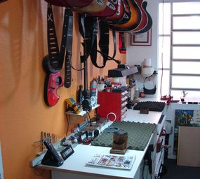 Bill's Rock Guitar Tech photo 2